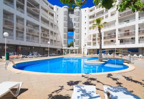 Salou City Centre Apartment | COSTA DAURADA APARTAMENTS - Royal 104 Luxe