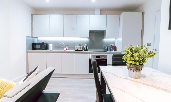 Purley Apartment | Cosy 1Bed Apart with Wifi