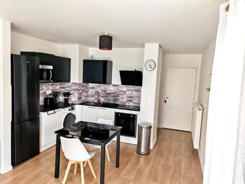 Villepinte Apartment | Cosy 2 pièces proche aéroport