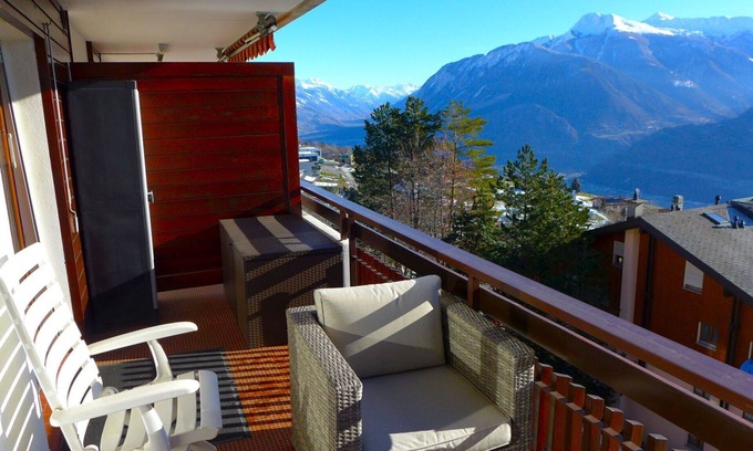 Chermignon Apartment | Cosy apartment for 5 people with WIFI, TV and balcony