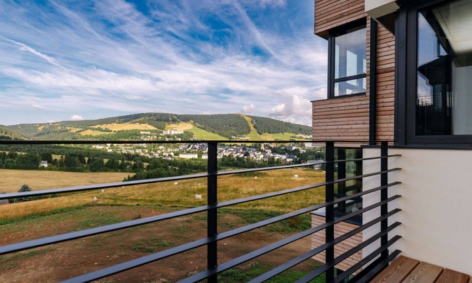Loucna Pod Klinovcem Apartment | Cosy apartment for 5 guests with WIFI, TV, balcony and parking
