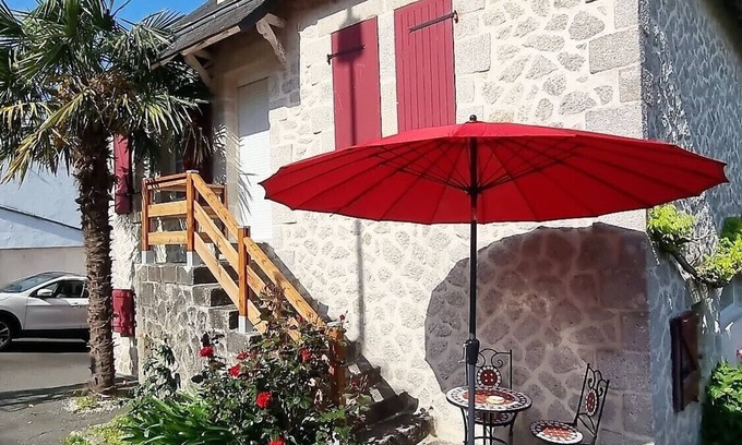 Quimper House | Cosy apartment 4 pers Quimper with private parking