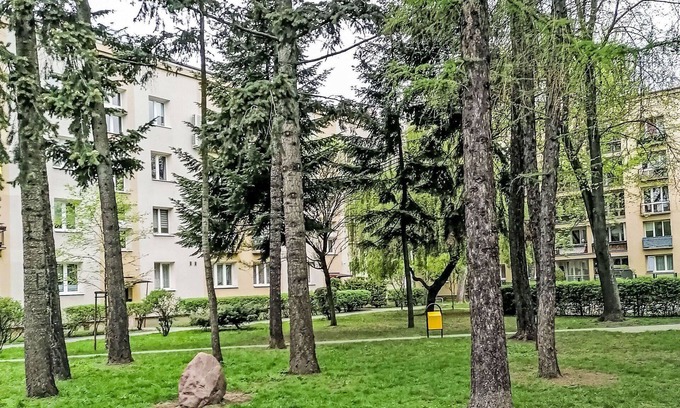 Wola Apartment | Cosy apartment for 2 people with balcony and panoramic view