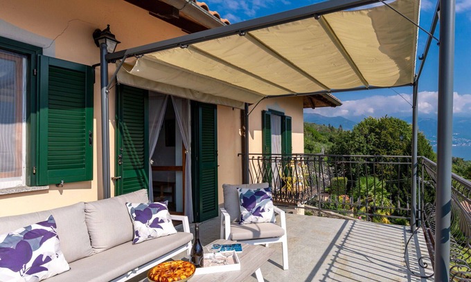 Cremia Apartment | Cosy apartment for 4 people with WIFI, TV and terrace