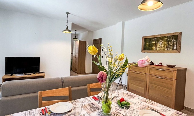 Savona Apartment | Cosy apartment for 4 people with WIFI, TV, patio, pets allowed and panoramic view