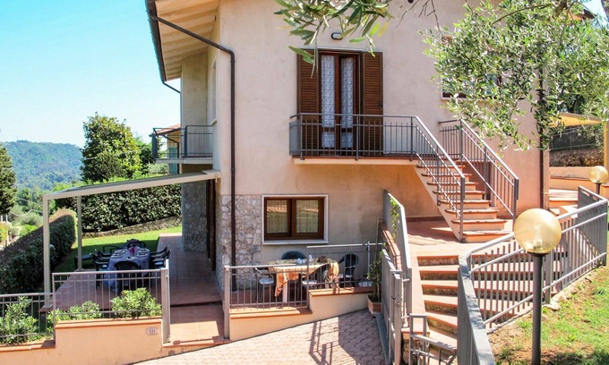 Santa Lucia Apartment | Cosy apartment for 5 guests with WIFI, TV and terrace