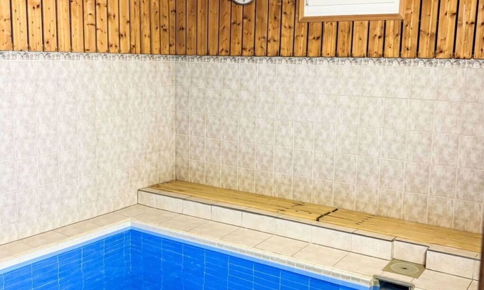 Acletta Apartment | Cosy apartment for 6 guests with pool, WIFI, TV, balcony and panoramic view