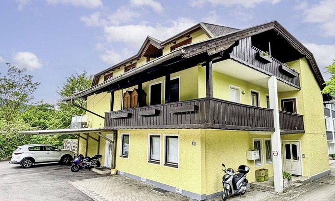 Doebriach Apartment | Cosy apartment for 2 guests with WIFI, TV and terrace