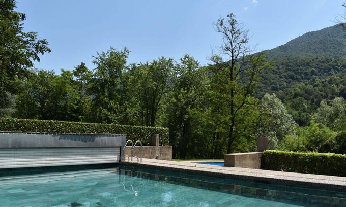 Castelrotto Apartment | Cosy apartment for 4 people with WIFI, pool, TV, balcony, pets allowed and parking