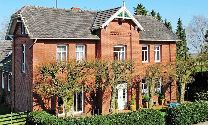 Oberndorf Apartment | Cosy apartment for 2 guests with WIFI, TV, patio and pets allowed