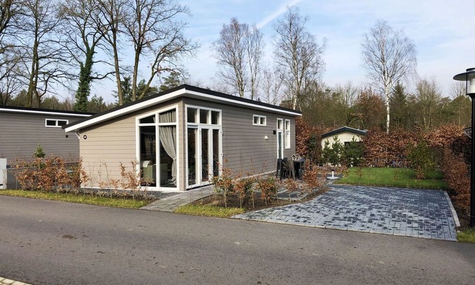 Beekbergen-Zuid Apartment | Cosy apartment for 6 people with pool, WIFI, TV and parking