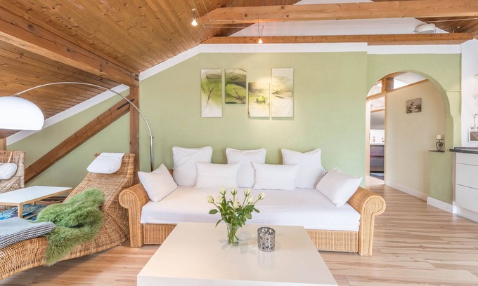 Erling Apartment | Cosy Apartment Gabi in Andechs with Wi-Fi; Parking Available, Pets Allowed