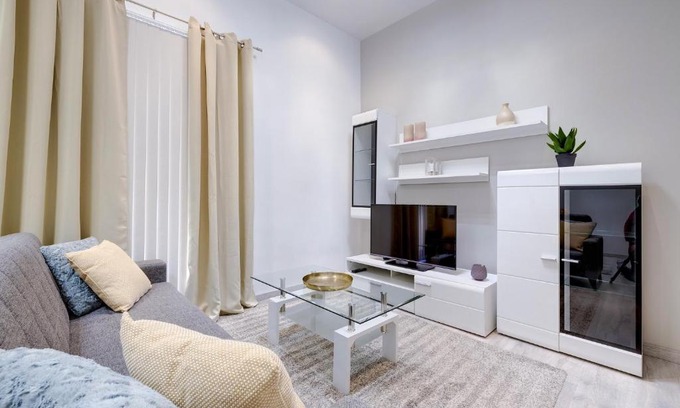 Tower Road Apartment | Cosy Apartment in the best area of Sliema