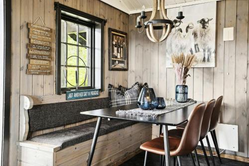 Bolkesjo House | Cosy Cabin With Annex At Blefjell