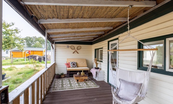 Anloo Ski Chalet | Cosy chalet with glamping tent and sauna
