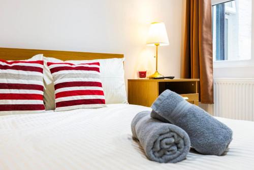 West Kensington Apartment | Cosy Comfortable 3br3ba In West Kensington B