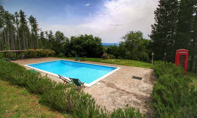 Scheggia Cottage | Cosy Cottage in Anghiari with Pool & Garden