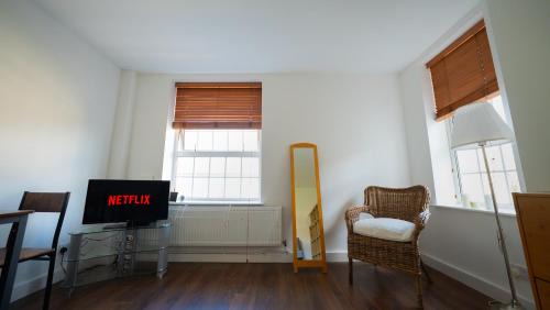 Peninsula Apartment | Cosy Flat in the Heart of Greenwich