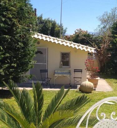 Kalamata Apartment | Cosy Garden Studio
