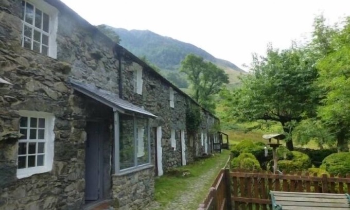 Penrith Cottage | Cosy, romantic fellside cottage hidden in the Glencoyne valley