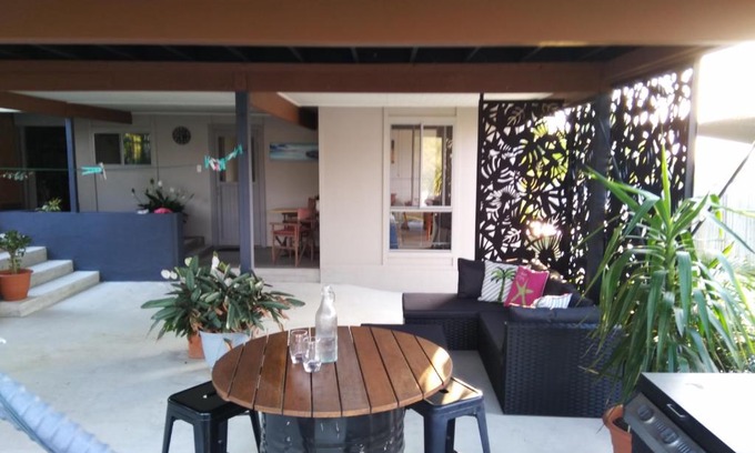 Worongary Apartment | Cosy, self-contained and central to everywhere