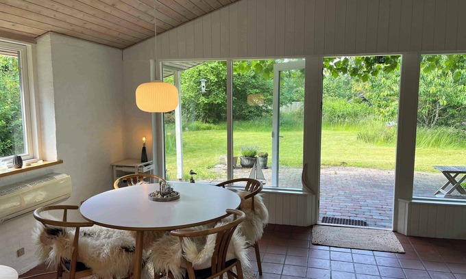 Knebel House | Cosy Summer Cottage glose to sandy Beach!