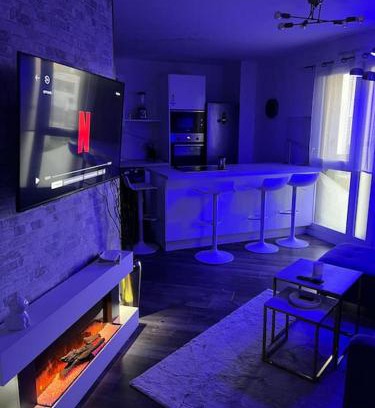Chevilly-Larue Apartment | Cosy T2 au porte dOrly Rungis au pied du metro ligne 14