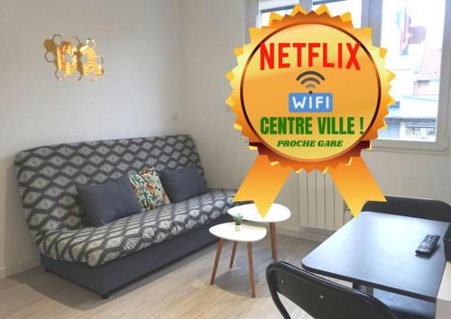 Saint-Quentin Apartment | Cosy T2 Wifi Parking Proche gare CENTRE VILLE