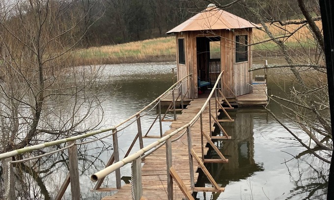 Woodbury House | Cosy Trailer in a Private Delightful Location on a 175 Acre Art Farm in TN