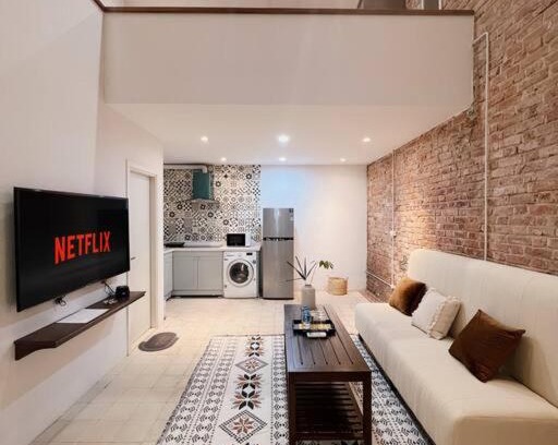 Hang Trong Apartment | Cotta Room 1 Lv 1 Br in Terracotta House