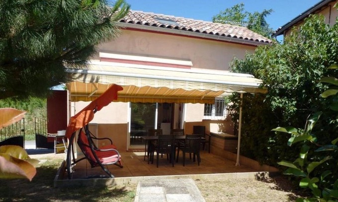 Brens Cottage | Cottage 4 people, with south-west of the sun at the pool