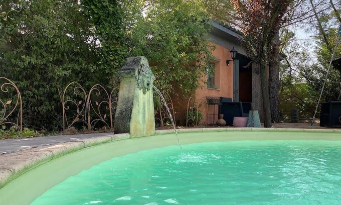 Sainte-Anastasie House | Cottage chaleureux avec piscine privée