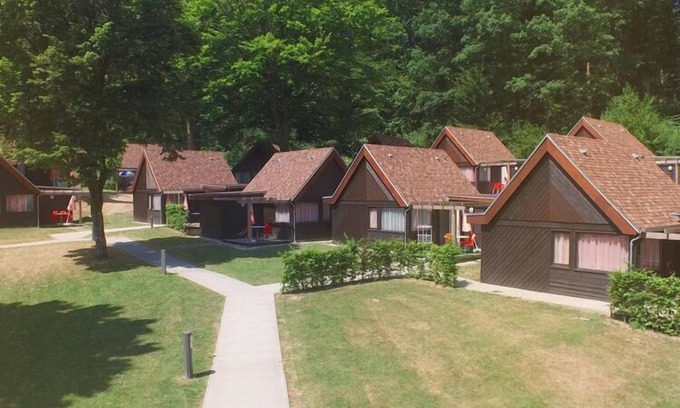 Bitche House | Cottage in Bitche with Heated Pool