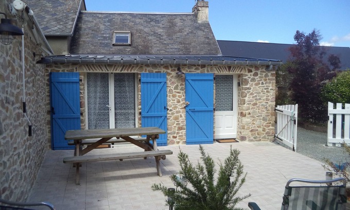Creances House | cottage in Créances village, 4 rooms, 4 people