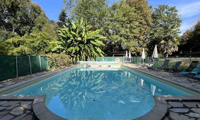 Hautefort Cottage | Cottage in Hautefort, 2 bedrooms H2