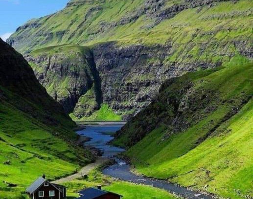Streymoy House | Cottage in Saksun