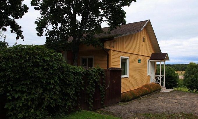 Bugrovo House | Cottage in Voronich