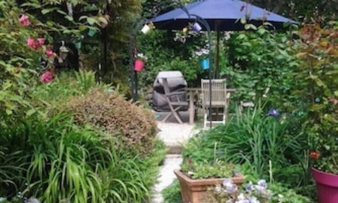 Dinan Apartment | Cottage Jasmine- In A Garden Setting With Views Over The Rooftops Of Dinan