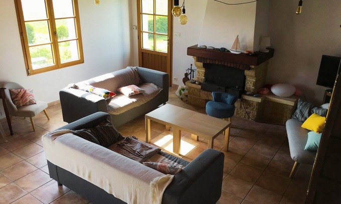Treguennec House | Cottage- Sleeps 10 - Sea view