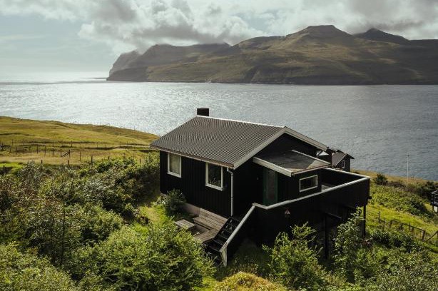 Leynar House | Cottage with stunning view of the sea and islands.