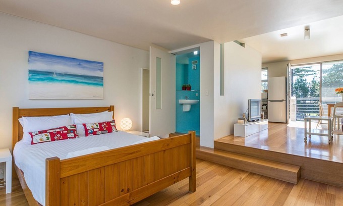 Cottesloe Apartment | Cottesloe Tree Top Studio