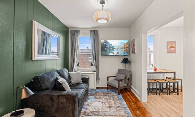 Delair Apartment | Cottman Retreat Free Parking
