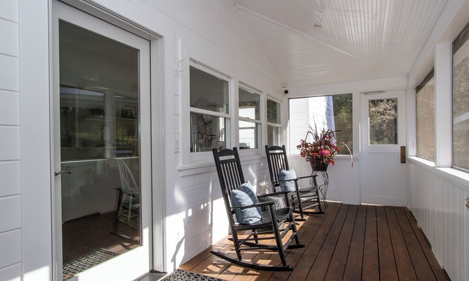 Healdsburg House | Country chic cottage and connected water tower next to Jordan winery