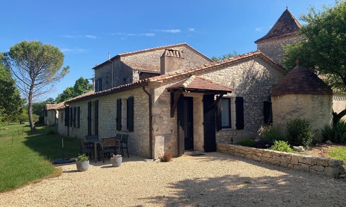 Monflanquin House | Country gite with view of Monflanquin