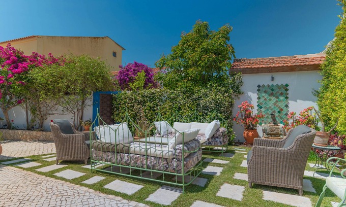Silves House | Country House 'Perfect To Relax' with Private Terrace, Wi-Fi and Air Conditioning