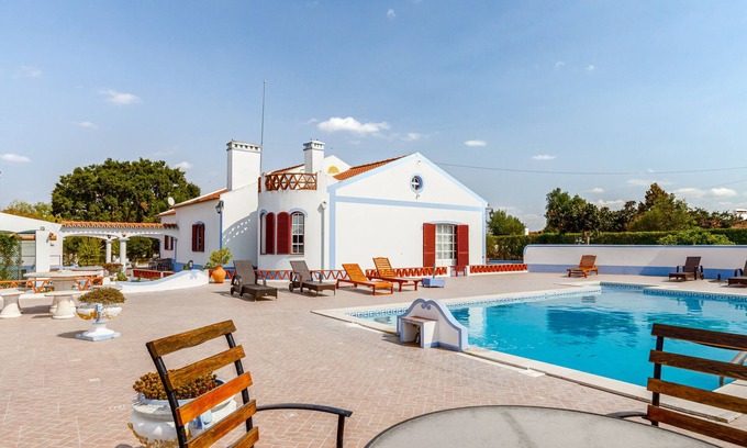 Evora Villa | Country House 'Sunset Landscape' with Shared Pool, Garden & Wi-Fi