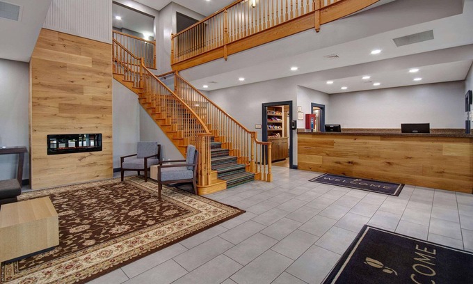 Mount Saint Joseph Hotel | Country Inn & Suites by Radisson, Cincinnati Airport, KY