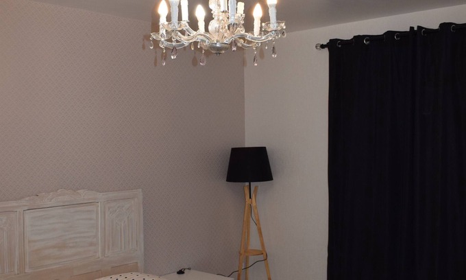Etauliers House | Country property close to the Blaye cycle path