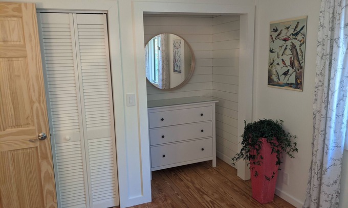 Boone Apartment | Country road take me home!