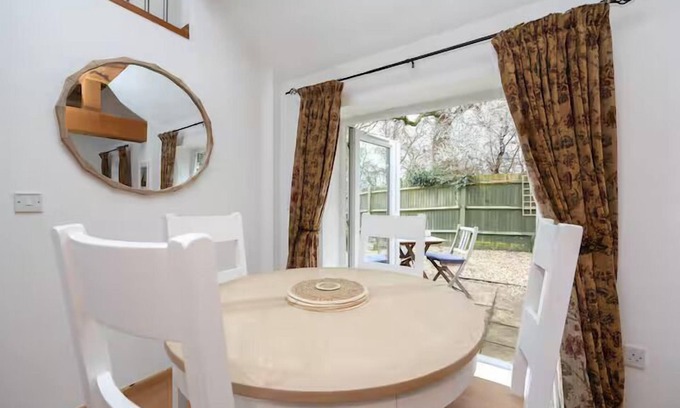 South Chailey House | Countryside Barn Retreat in Chailey|Pass The Keys